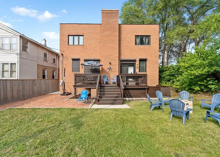Spacious Luxury Retreat 8 Bed Oasis With 6 Baths Ferienhaus