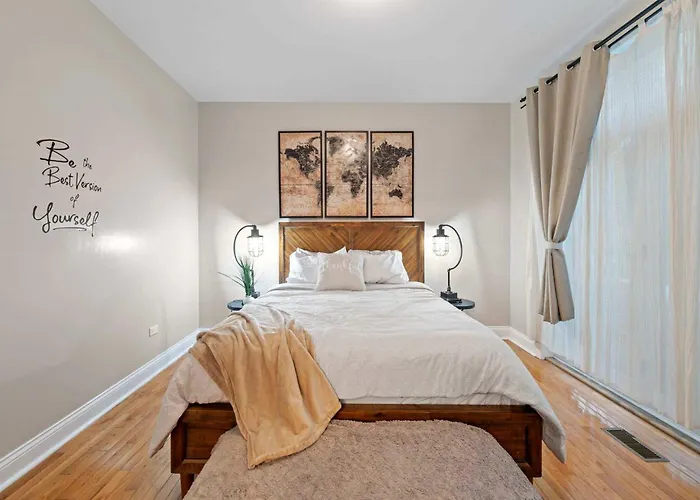 Spacious Luxury Retreat 8 Bed Oasis With 6 Baths
